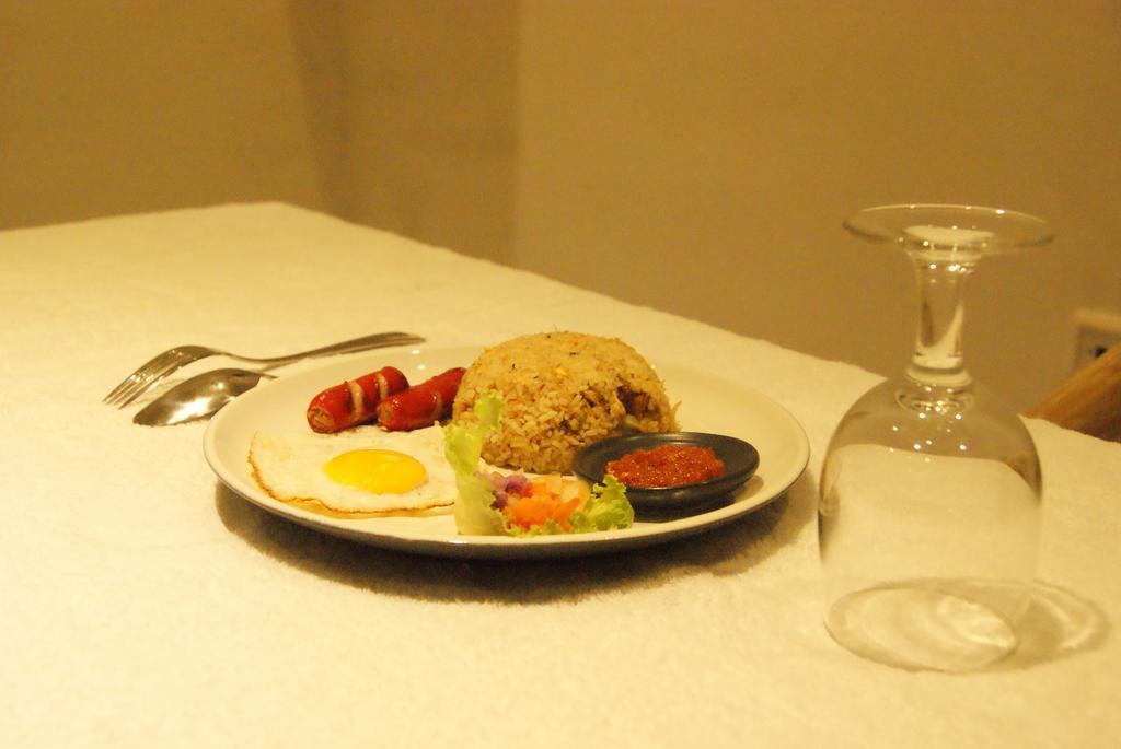 Sugiras Living Hotel Denpasar Eksteriør billede